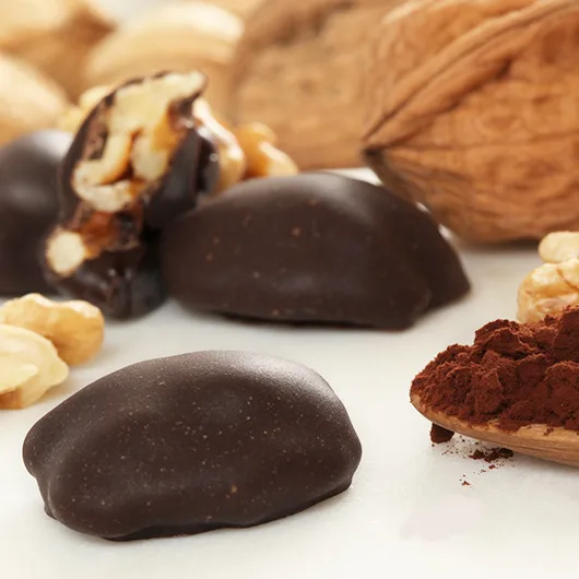 Noix enrobée de chocolat - Le Bonbon Français