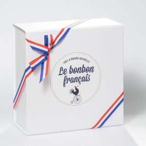 boite cadeau blanche en carton avec noeud ruban tricolore