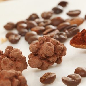 Grand de café torréfié enrobé de chocolat - Le Bonbon Français