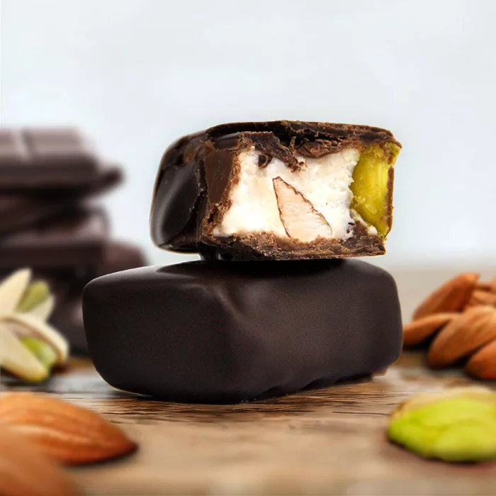 Domino Alpin - Le Bonbon Français photo produit, domino alpin, nougat, nougat de provence, nougat enrobé de chocolat, le bonbon français