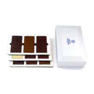 Coffret cadeau 9 minis tablettes, coffret cadeau, coffret chocolats, chocolat au lait, chocolat noir, chocolat blanc, petits carreaux de paris